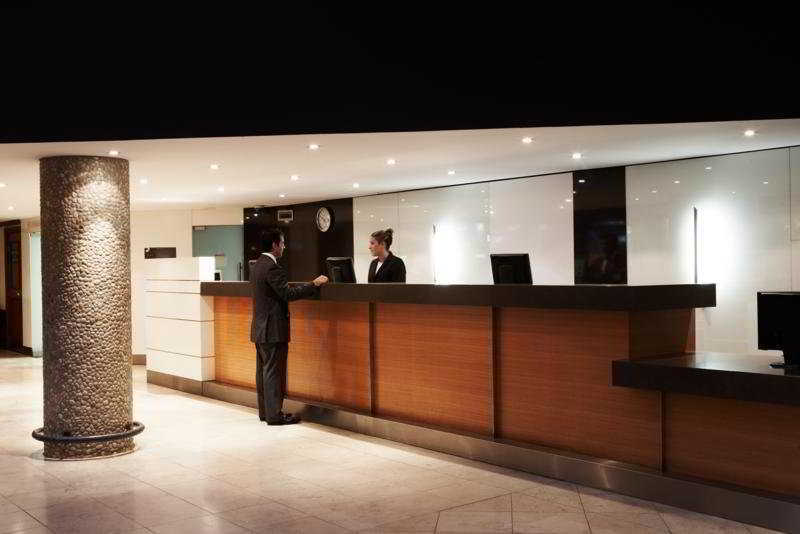 Qt Bondi Aparthotel Bondi Beach Beltér fotó